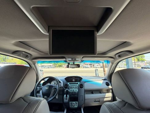 Used 2011 Honda Pilot Touring image 15