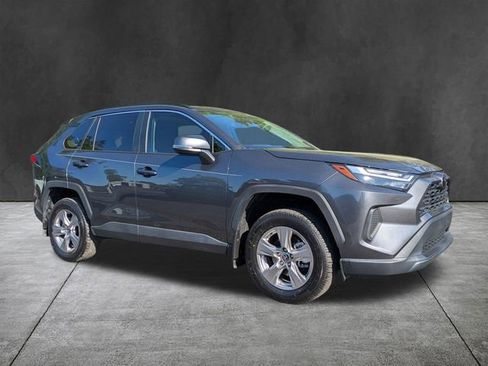 Used 2024 Toyota RAV4 XLE w/ Convenience Package FWD image 2