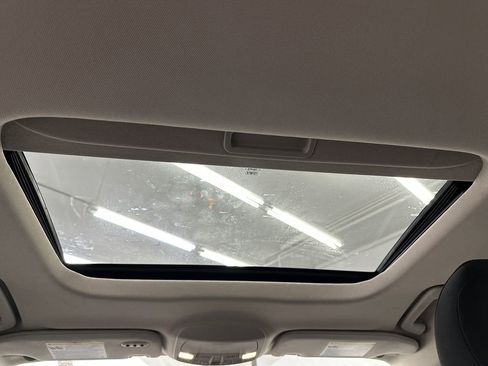 Used 2015 Ford Fusion SE w/ Equipment Group 201A image 21