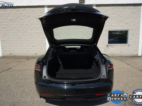 Used 2022 Tesla Model S Plaid image 18