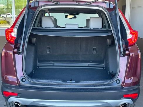 Used 2018 Honda CR-V Touring image 17