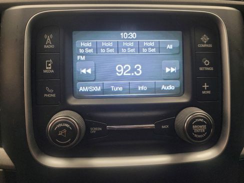 Used 2017 RAM 1500 Express AWD/4WD image 25