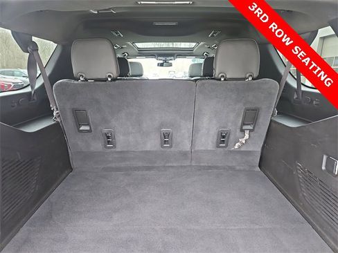 Used 2021 Chevrolet Suburban LT image 27
