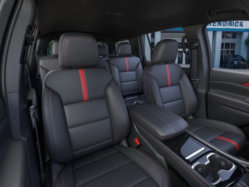 New 2026 Chevrolet Traverse RS w/ LPO, Floor Liner Package image 18