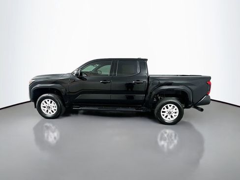 Used 2025 Toyota Tacoma SR image 8