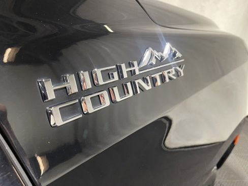 Used 2021 Chevrolet Tahoe High Country image 33