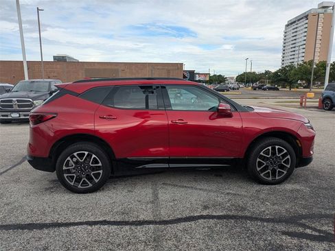 Used 2023 Chevrolet Blazer RS w/ Enhanced Convenience Package image 2