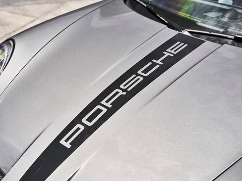 Used 2022 Porsche 911 GT3 RWD image 8