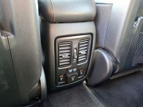 Used 2022 Dodge Durango R/T AWD/4WD image 12