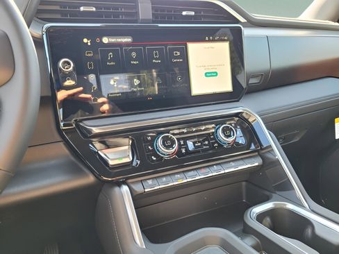 New 2026 GMC Sierra 3500 Denali w/ Technology Package image 32