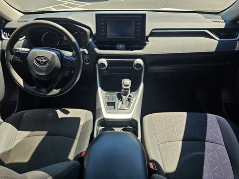 Used 2019 Toyota RAV4 XLE AWD/4WD image 16