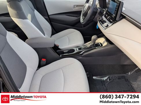 Certified 2022 Toyota Corolla L image 35
