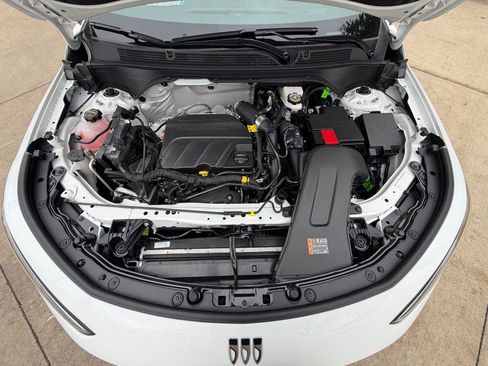 New 2026 Buick Envista Sport Touring image 35
