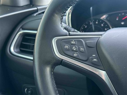 Used 2022 Chevrolet Equinox LT image 28