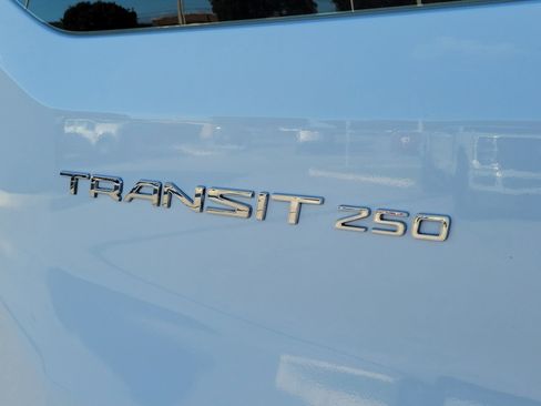 Used 2024 Ford Transit 250 Low Roof w/ Exterior Upgrade Package image 30