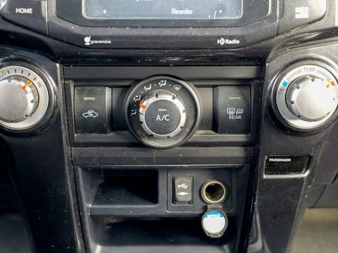 Used 2014 Toyota 4Runner Limited image 50