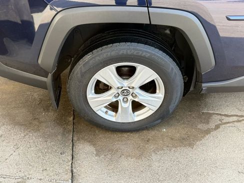 Used 2019 Toyota RAV4 XLE w/ Convenience Package image 46