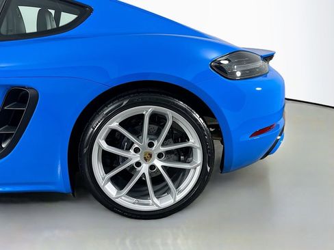 New 2025 Porsche 718 Cayman RWD image 27