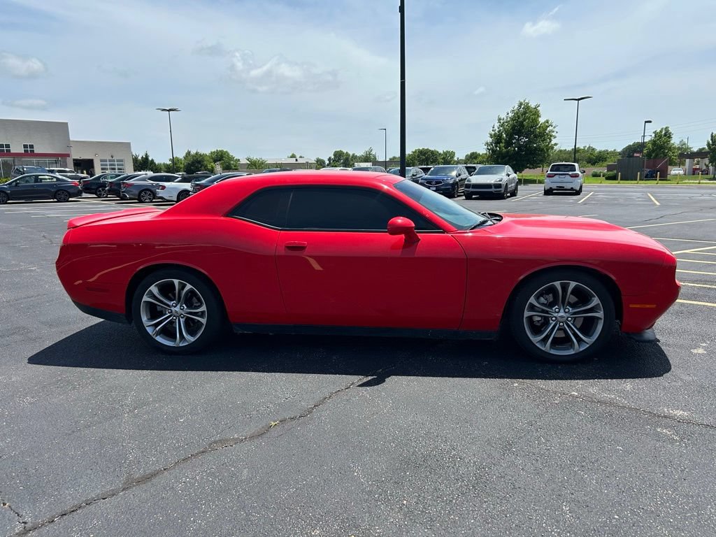 Used 2022 Dodge Challenger R/T RWD image 10