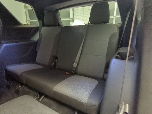 Used 2023 Chevrolet Traverse LT w/ Midnight/Sport Edition image 26