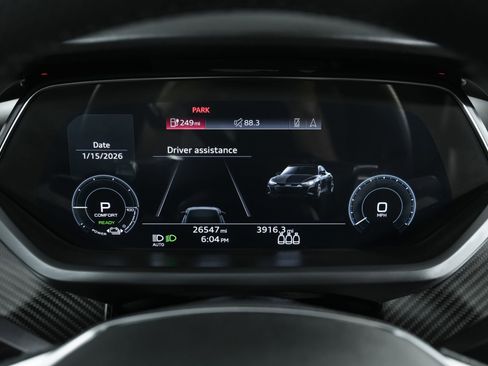 Used 2022 Audi e-tron GT Prestige image 24