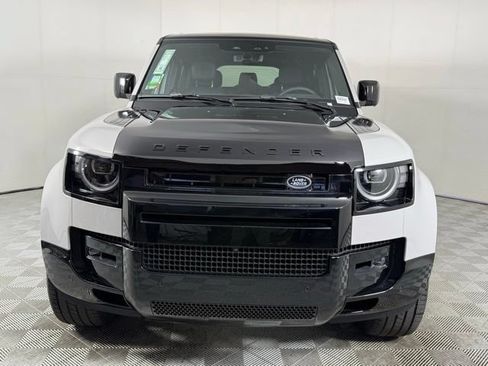 New 2026 Land Rover Defender 110 X AWD/4WD image 10