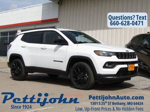 New 2026 Jeep Compass Latitude AWD/4WD image 1