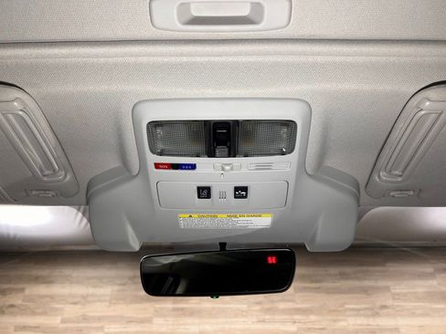 Used 2018 Subaru Forester 2.5i Premium image 17