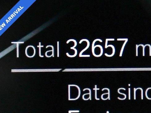 Used 2023 BMW X4 xDrive30i w/ Convenience Package image 16