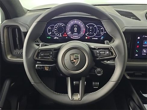 New 2025 Porsche Cayenne Turbo image 30