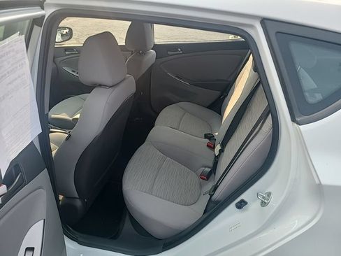 Used 2017 Hyundai Accent SE FWD image 12