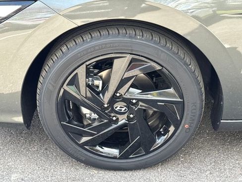 New 2026 Hyundai Elantra Sport FWD image 20