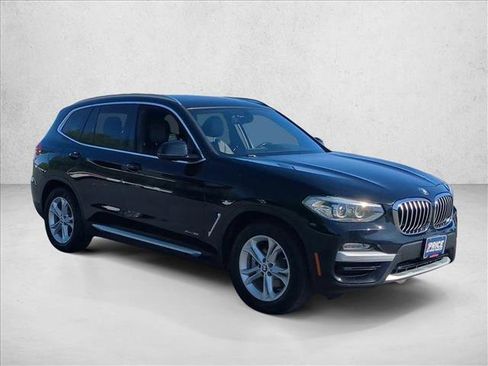 Used 2018 BMW X3 xDrive30i AWD/4WD image 2