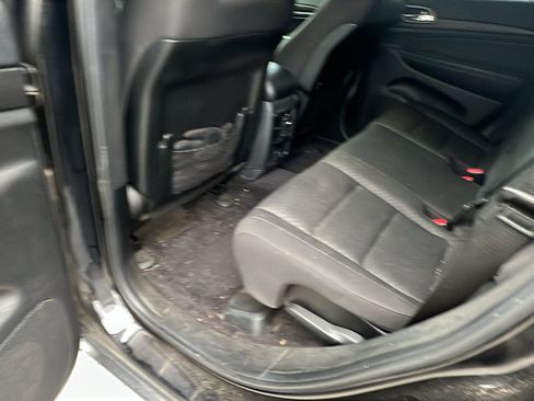 Used 2018 Jeep Grand Cherokee Laredo image 23