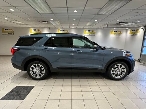 New 2026 Ford Explorer Active AWD/4WD image 3