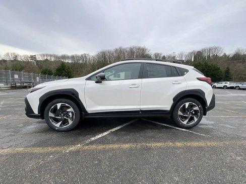 Used 2025 Subaru Crosstrek 2.5i Limited w/ Crosstrek Mirror Package image 4