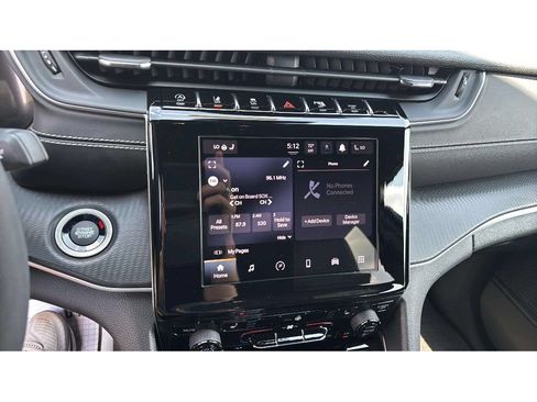 Used 2023 Jeep Grand Cherokee L Altitude AWD/4WD image 19