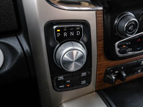Used 2015 RAM 1500 Laramie w/ Convenience Group AWD/4WD image 27