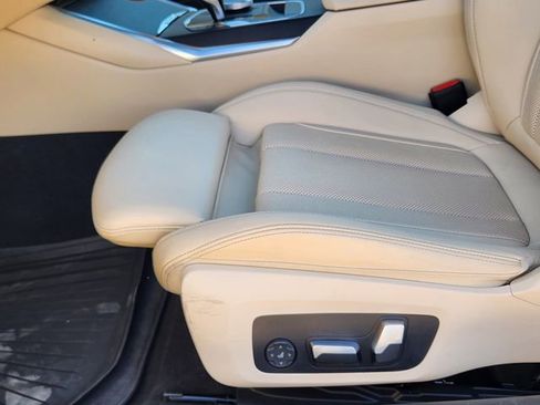 Used 2022 BMW 430i Convertible w/ Convenience Package image 25