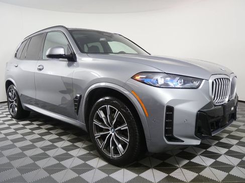Certified 2026 BMW X5 sDrive40i w/ M Sport Package RWD image 7