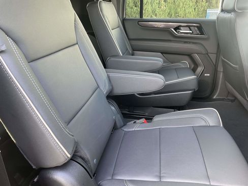 New 2026 GMC Yukon XL Elevation image 26