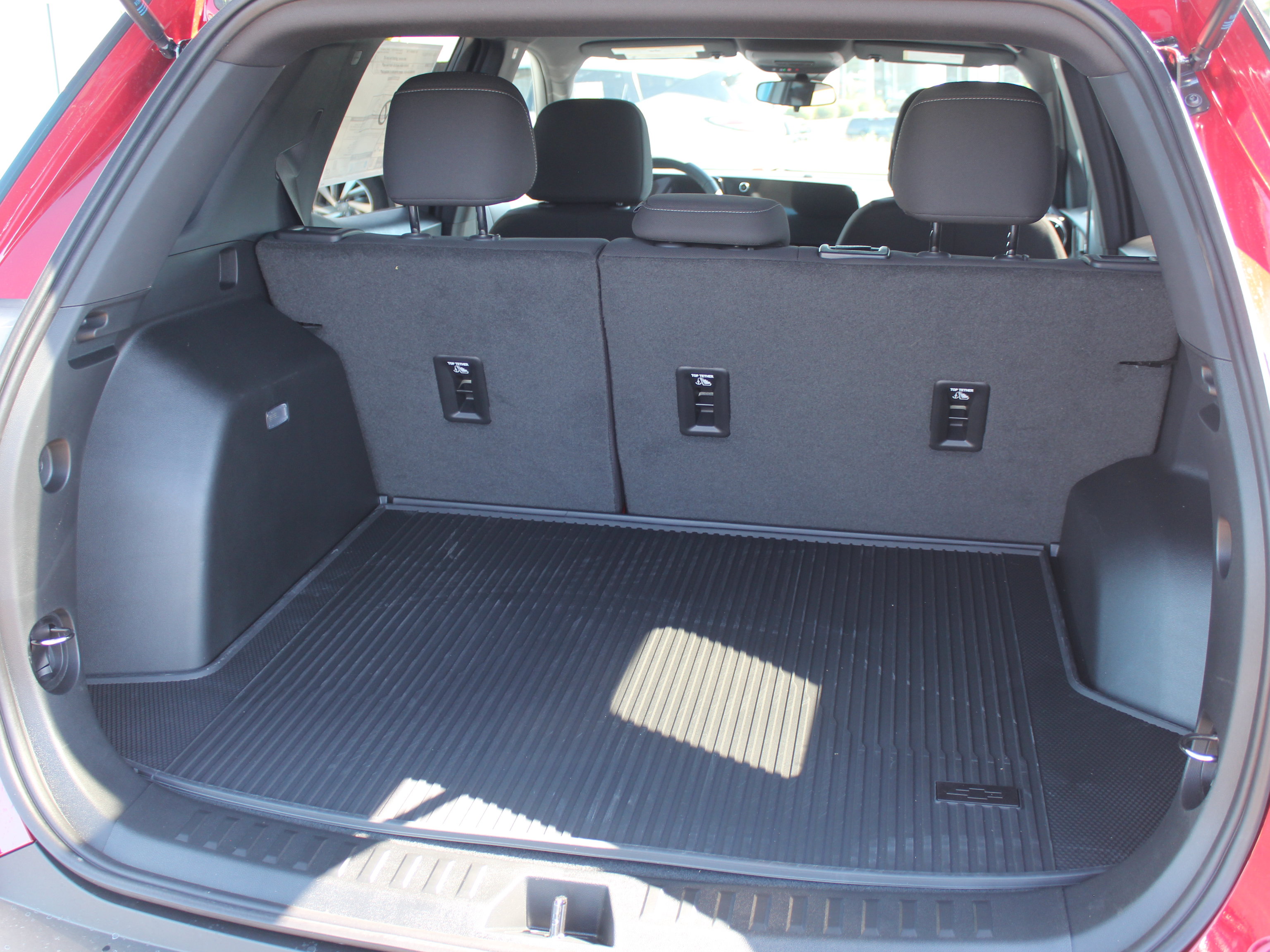 New 2027 Chevrolet Equinox LT w/ Midnight Edition FWD image 21