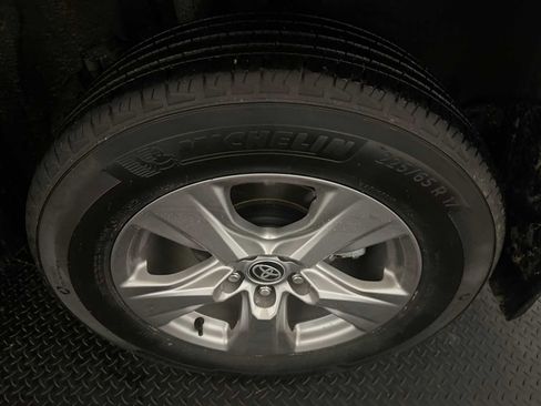 Certified 2023 Toyota RAV4 XLE image 9