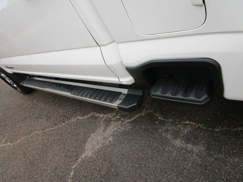 Used 2026 Ford F250 Lariat w/ Chrome Package image 17