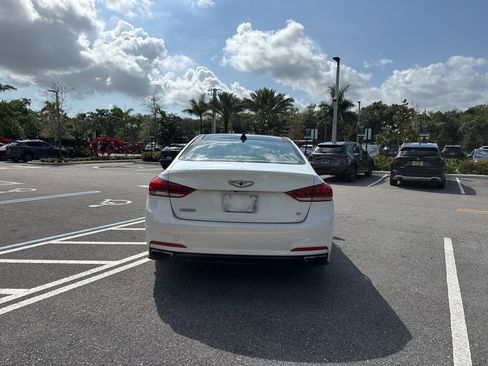 Used 2016 Hyundai Genesis 3.8 w/ Option Group 02 image 7