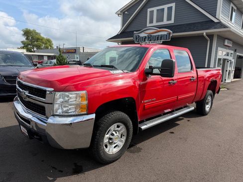 Used 2009 Chevrolet Silverado 2500 LT w/ Suspension Package, Off-Road AWD/4WD image 1