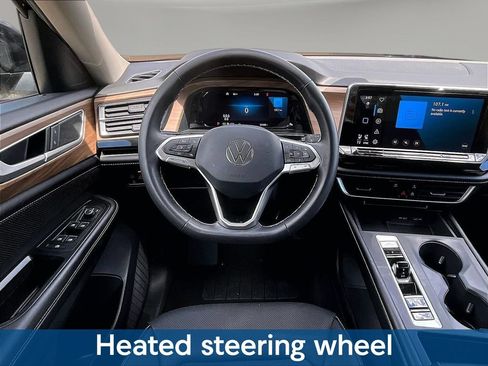 Used 2024 Volkswagen Atlas SE AWD/4WD image 11