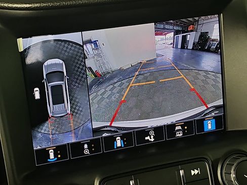 Used 2023 GMC Terrain AT4 w/ Infotainment Package II AWD/4WD image 20