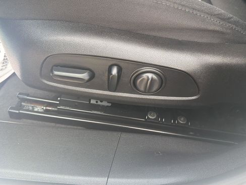 Used 2023 Chevrolet Malibu LT FWD image 14