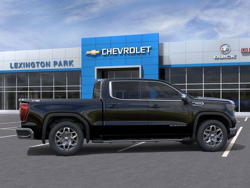 New 2026 GMC Sierra 1500 SLE image 5